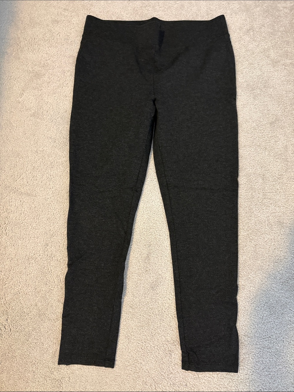 LOFT L charcoal gray crop leggings